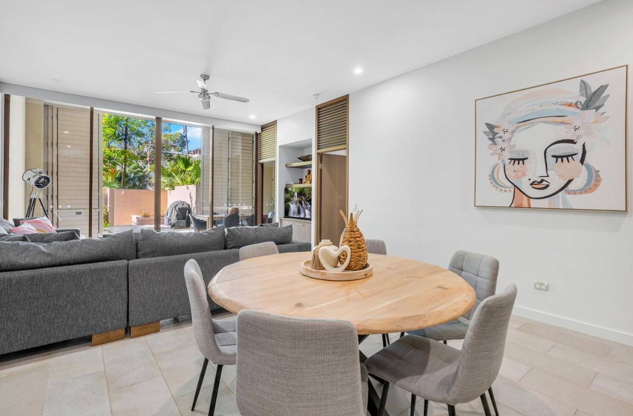 Elysium Private Apartments Triton By The Sea Palm Cove Exteriör bild
