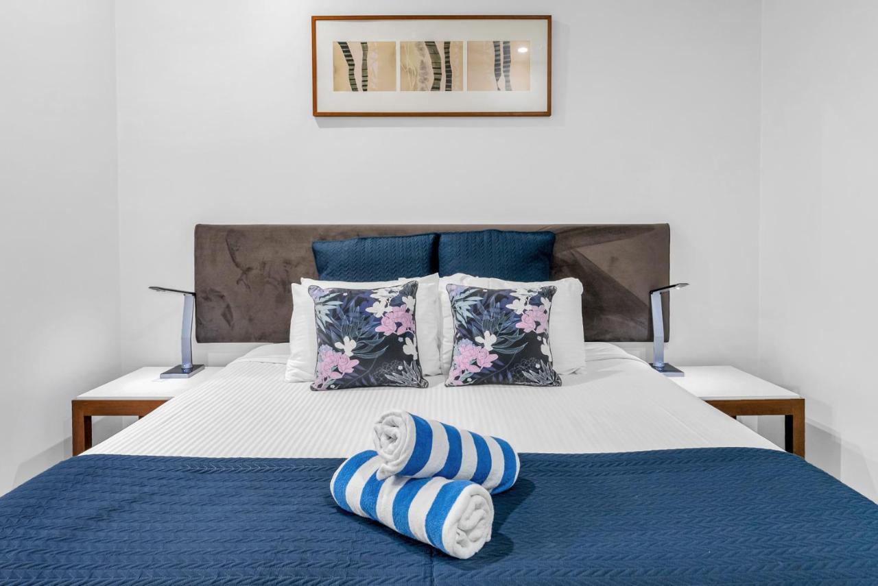 Elysium Private Apartments Triton By The Sea Palm Cove Exteriör bild