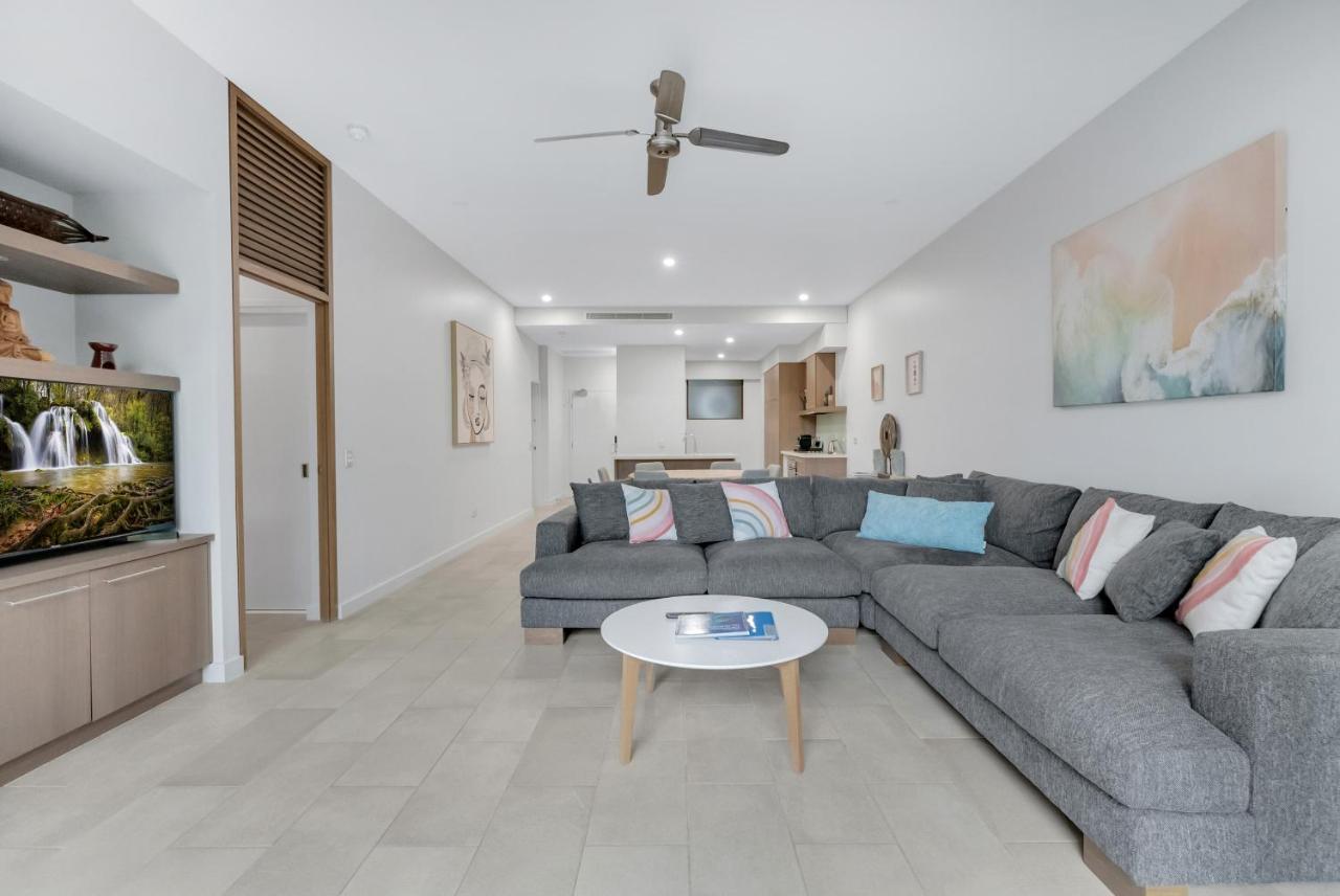 Elysium Private Apartments Triton By The Sea Palm Cove Exteriör bild