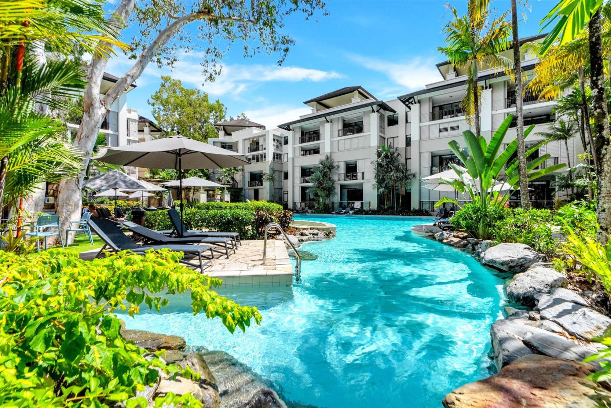 Elysium Private Apartments Triton By The Sea Palm Cove Exteriör bild